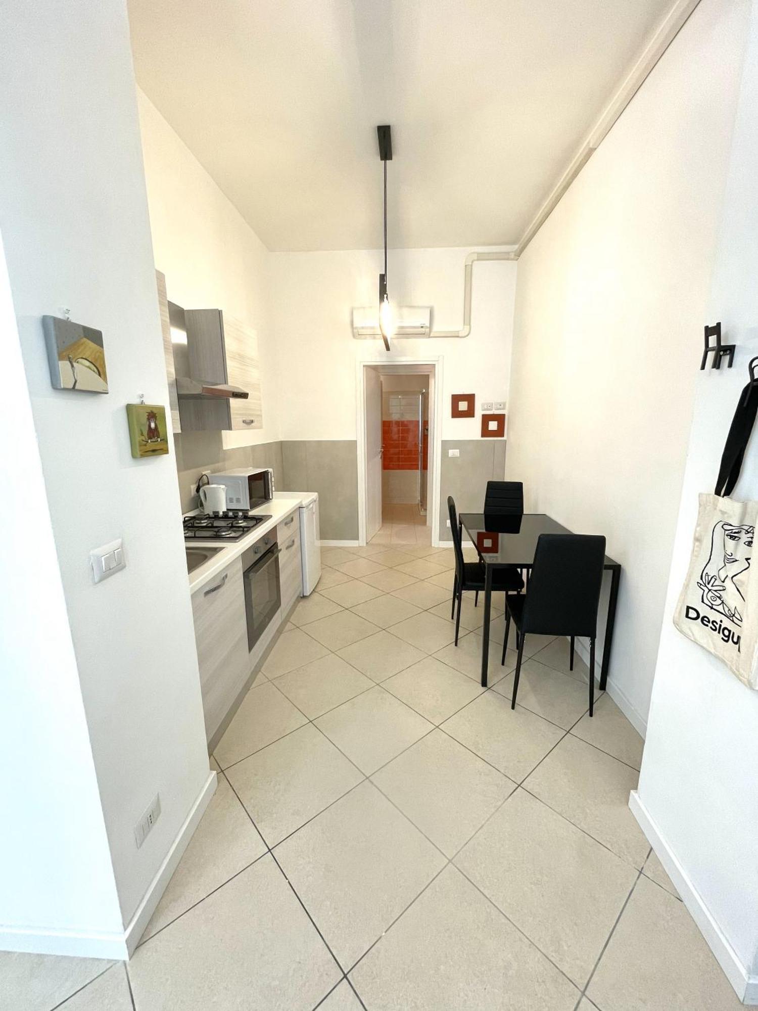 Toret Vanchiglia Studio Apartment Turim Exterior foto